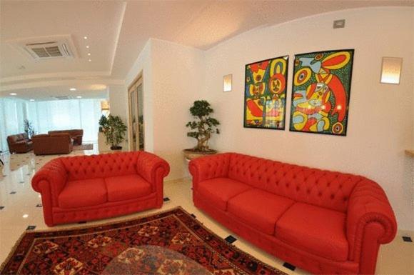 Hotel Haus Charlotte San Benedetto del Tronto Dış mekan fotoğraf
