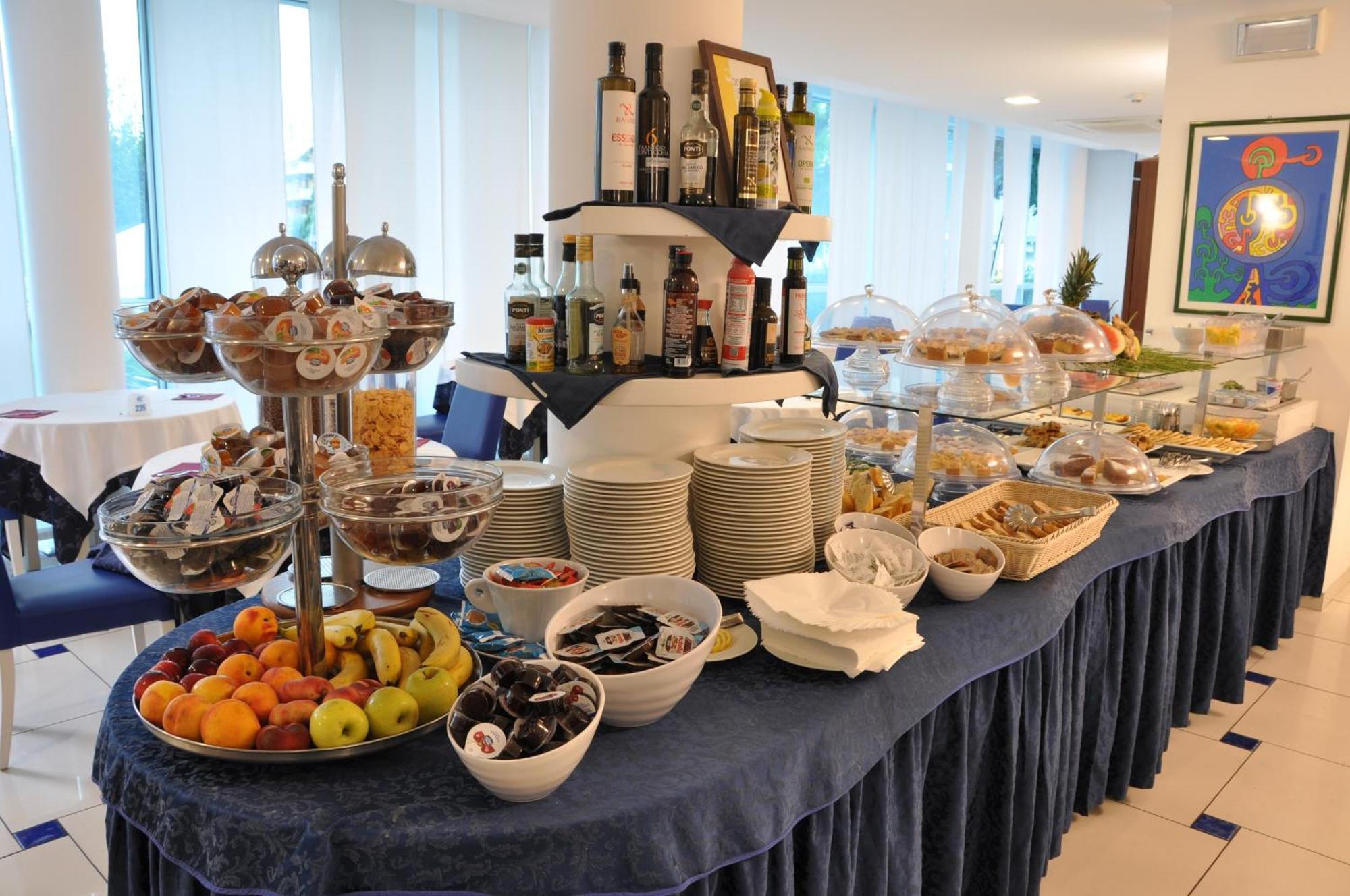 Hotel Haus Charlotte San Benedetto del Tronto Dış mekan fotoğraf
