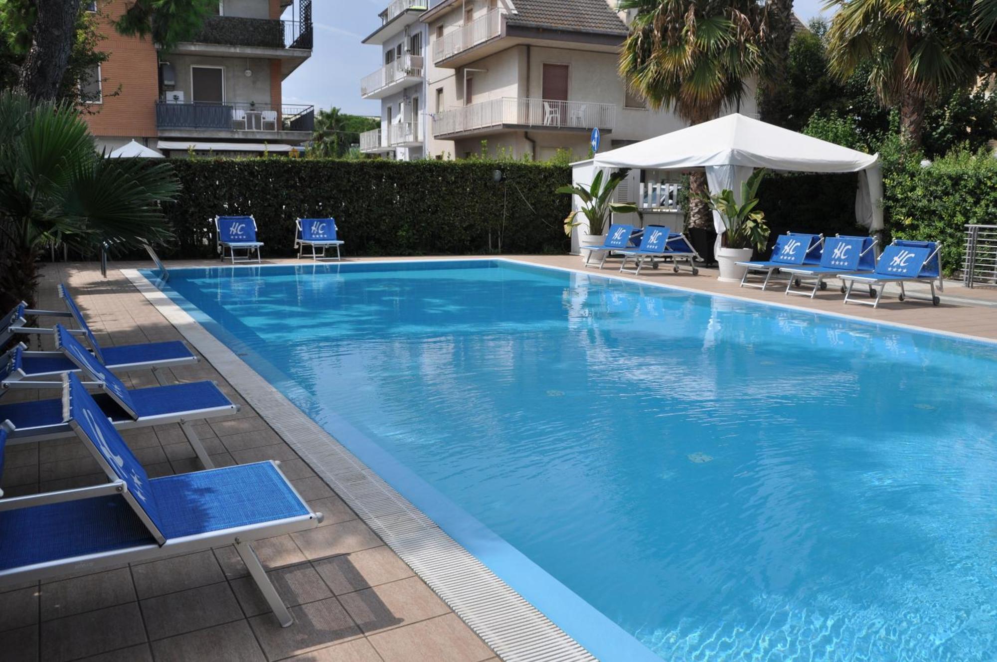 Hotel Haus Charlotte San Benedetto del Tronto Dış mekan fotoğraf